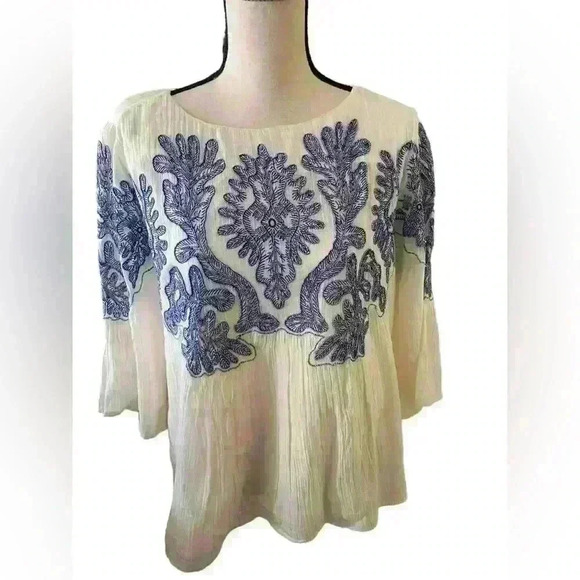 Chico’s Summer Blouse - Picture 1 of 7